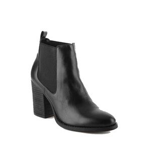 Steve Madden Chelsea Boots